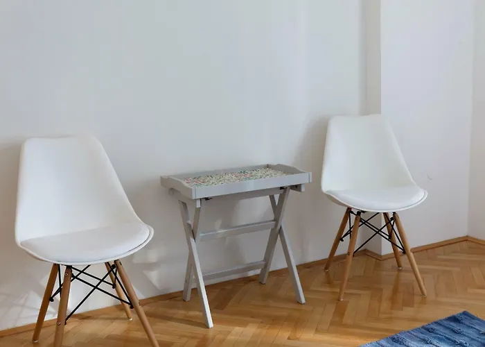 Nugal 3* Макарська