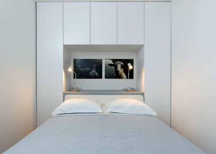 Nugal בית הארחה מאקרסקה